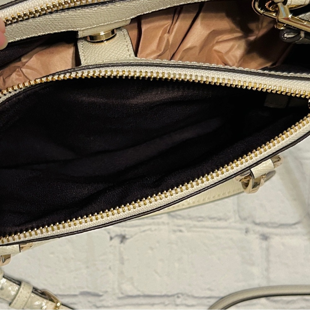 NWT Coach Cream Mini Christie Carryall  Bag - Convertible Three Style Straps. - Picture 6 of 15